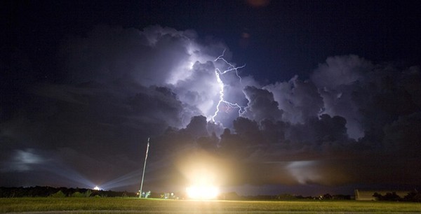 Wanneer wordt onweer- of bliksemschade vergoed?